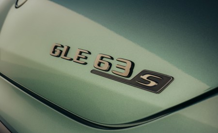 2027 Mercedes-AMG GLE 63 S 4MATIC+ Coupe Badge Wallpaper 450x275 (33)