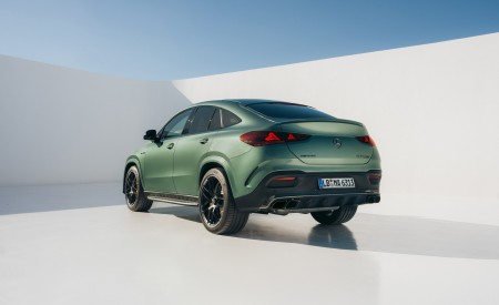 2027 Mercedes-AMG GLE 63 S 4MATIC+ Coupe Rear Three-Quarter Wallpaper 450x275 (14)
