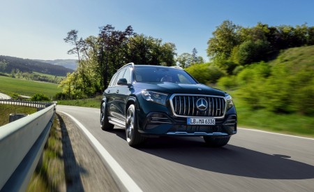 2027 Mercedes-AMG GLS 63 4Matic+ Front Wallpaper 450x275 (3)
