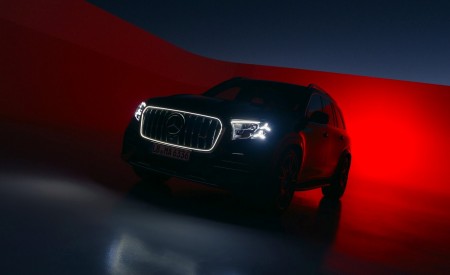 2027 Mercedes-AMG GLS 63 4Matic+ Front Wallpaper 450x275 (26)