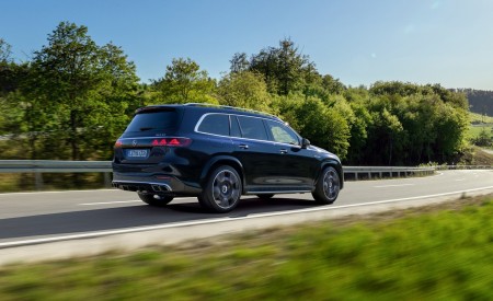 2027 Mercedes-AMG GLS 63 4Matic+ Rear Three-Quarter Wallpaper 450x275 (4)