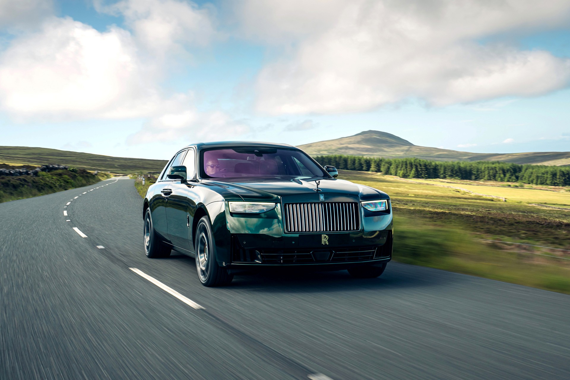 Download 2027 Rolls-Royce Ghost Black Badge Tourist Trophy car wallpapers in HD and 4K for your desktop, phone or tablet.