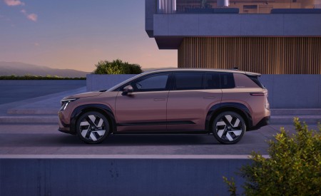 2027 Skoda Peaq Side Wallpaper 450x275 (5)