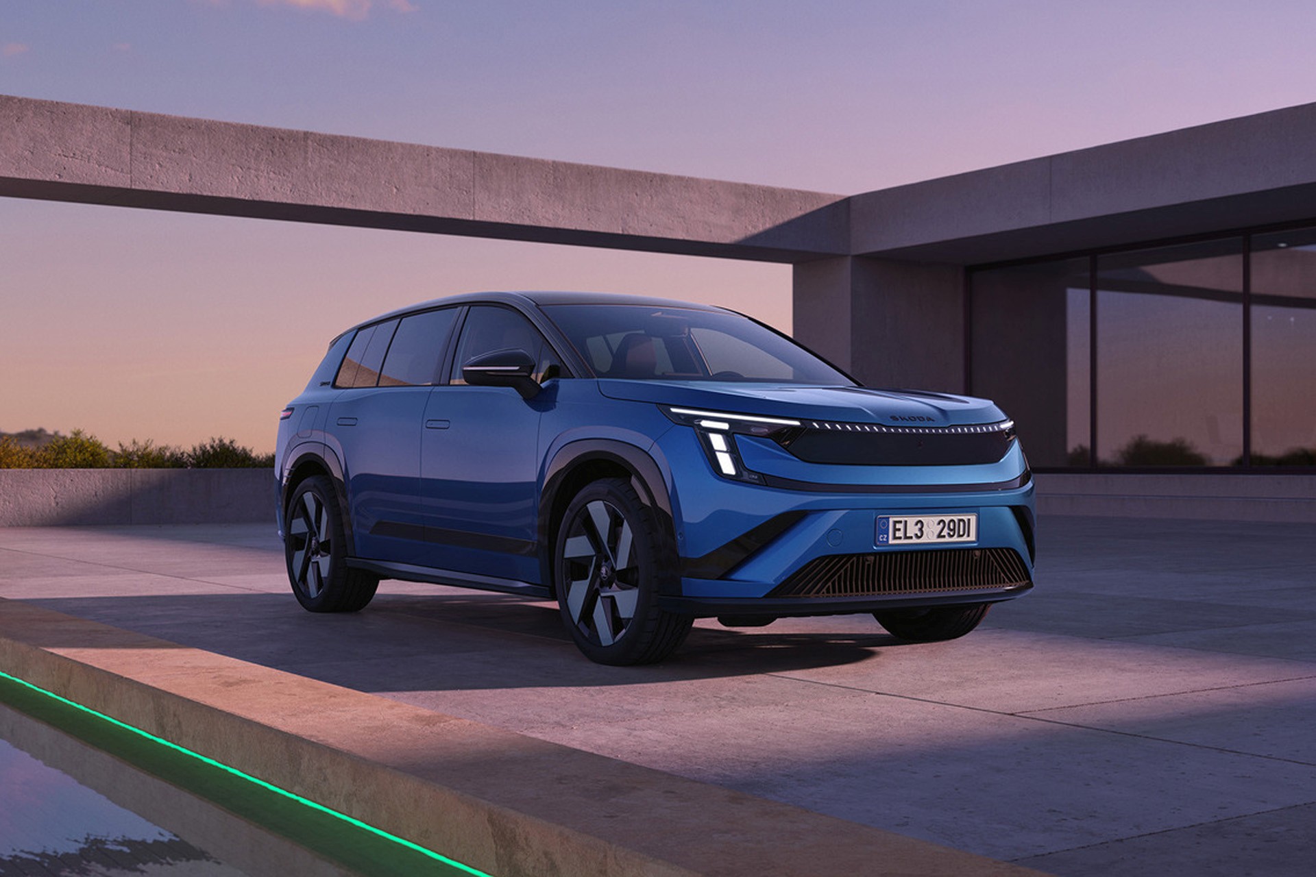 Download 2027 Skoda Peaq Sportline car wallpapers in HD and 4K for your desktop, phone or tablet.