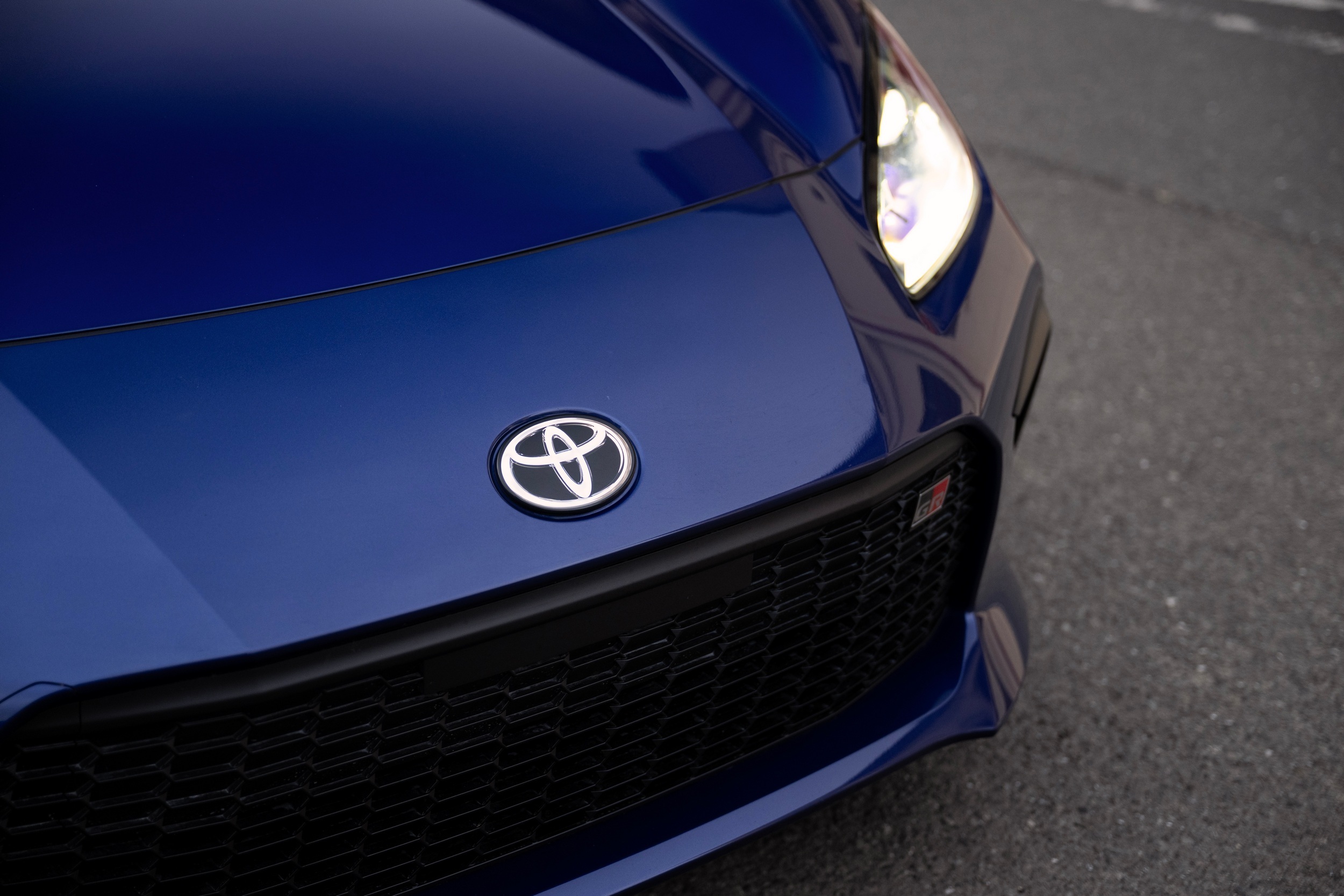 Download 2027 Toyota GR86 Premium Detail Wallpapers (7)