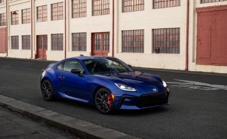 2027 Toyota GR86 Premium Front Three-Quarter Wallpapers 450x275 (4)