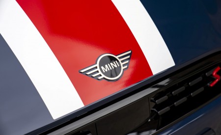 2026 Mini Cooper Oxford Edition Badge Wallpaper 450x275 (51)