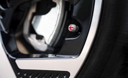 2026 Mini Cooper Oxford Edition Brakes Wallpaper 450x275 (54)