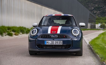 2026 Mini Cooper Oxford Edition Front Wallpaper 450x275 (2)