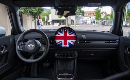 2026 Mini Cooper Oxford Edition Interior Cockpit Wallpaper 450x275 (65)