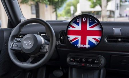 2026 Mini Cooper Oxford Edition Interior Wallpaper 450x275 (67)
