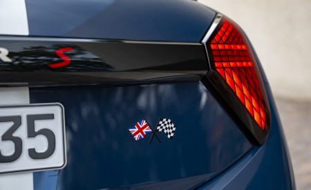 2026 Mini Cooper Oxford Edition Tail Light Wallpaper 450x275 (57)