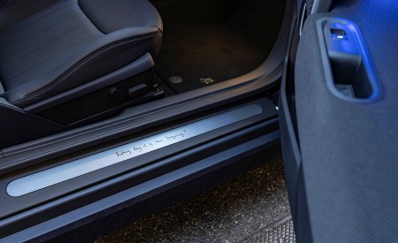 2026 Mini Cooper SE Paul Smith Edition Door Sill Wallpaper 450x275 (23)