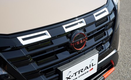 2026 Nissan X-Trail Rock Creek Grille Wallpaper 450x275 (16)