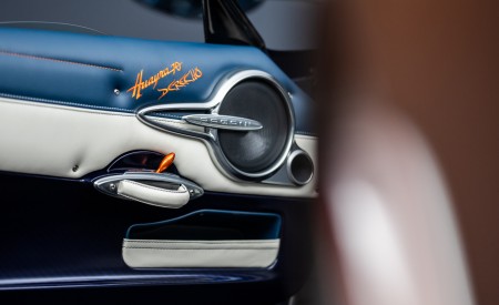 2026 Pagani Huayra 70 Derecho Interior Detail Wallpaper 450x275 (13)