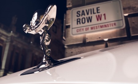 2026 Rolls-Royce Ghost Savile Row Spirit of Ecstasy Wallpaper 450x275 (5)