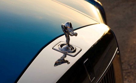 2026 Rolls-Royce Phantom Extended Regatta Spirit of Ecstasy Wallpaper 450x275 (6)
