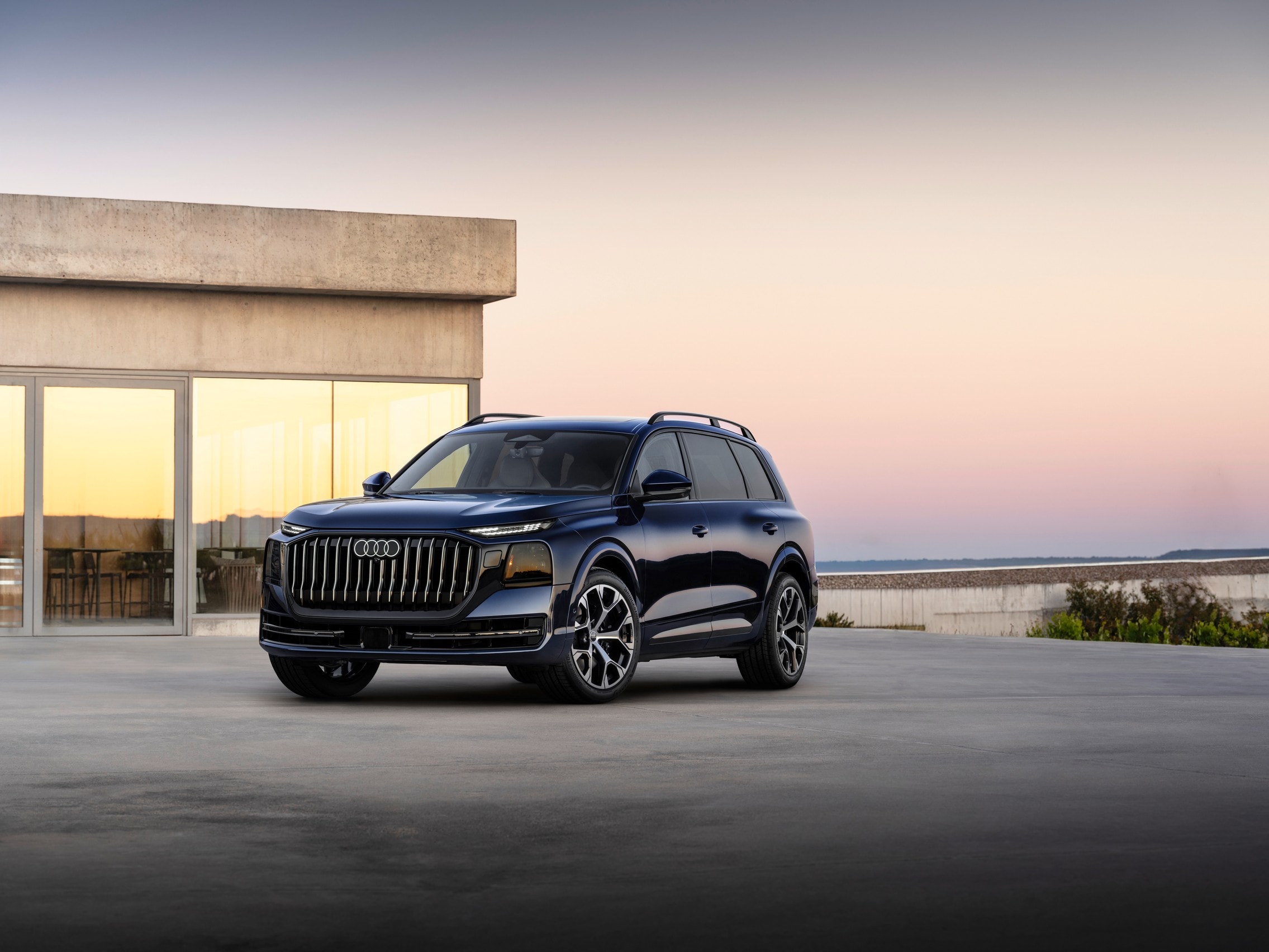 Download free 2027 Audi Q9 wallpapers in HD and 4K for your desktop, phone or tablet