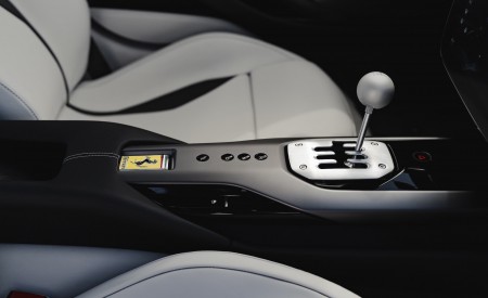 2027 Ferrari 12Cilindri Manuale Manual Gear Shifter Wallpaper 450x275 (46)