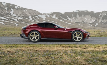 2027 Ferrari 12Cilindri Manuale Side Wallpaper 450x275 (6)