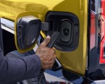 2027 GMC Hummer EV Icon 25 Charging Connector HD Wallpaper 150x120 (13)