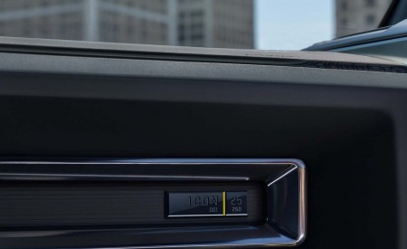 2027 GMC Hummer EV Icon 25 Interior Detail Wallpaper 450x275 (15)