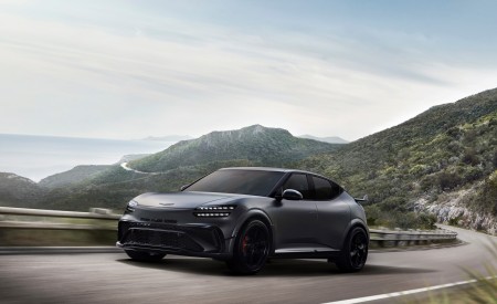 2027 Genesis GV60 Magma Front Three-Quarter Wallpaper 450x275 (3)