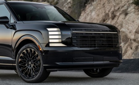 2027 Hyundai Palisade Hybrid Calligraphy Black Ink Edition Detail Wallpaper 450x275 (3)