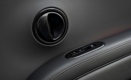 2027 Hyundai Palisade Hybrid Calligraphy Black Ink Edition Interior Detail Wallpaper 450x275 (20)