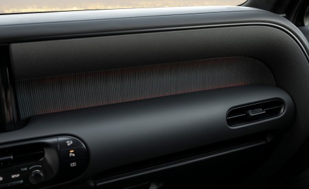 2027 Hyundai Palisade Hybrid Calligraphy Black Ink Edition Interior Detail Wallpaper 450x275 (21)