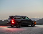 2027 Hyundai Palisade Hybrid Calligraphy Black Ink Edition Rear Three-Quarter HD Wallpaper 150x120 (2)