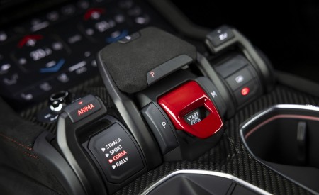 2027 Lamborghini Urus SE Performante Central Console Wallpaper 450x275 (56)