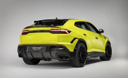 2027 Lamborghini Urus SE Performante Rear Three-Quarter Wallpaper 450x275 (24)