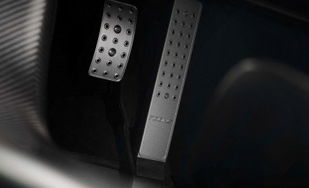2027 McLaren 788HS Interior Pedal Wallpaper 450x275 (13)