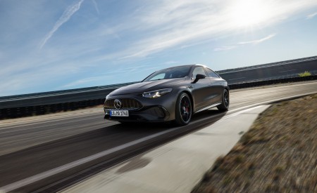 2027 Mercedes-AMG CLA 45 4MATIC+ Front Three-Quarter Wallpaper 450x275 (18)