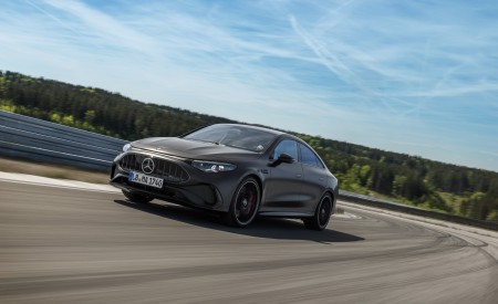 2027 Mercedes-AMG CLA 45 4MATIC+ Front Three-Quarter Wallpaper 450x275 (12)