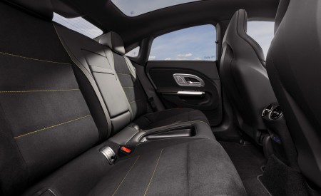 2027 Mercedes-AMG CLA 45 4MATIC+ Interior Rear Seats Wallpaper 450x275 (49)