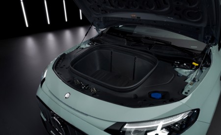 2027 Mercedes-AMG CLA 45 4Matic+ Shooting Brake Frunk Wallpaper 450x275 (10)