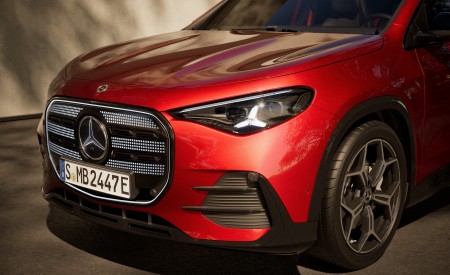 2027 Mercedes-Benz GLA Grille Wallpaper 450x275 (21)