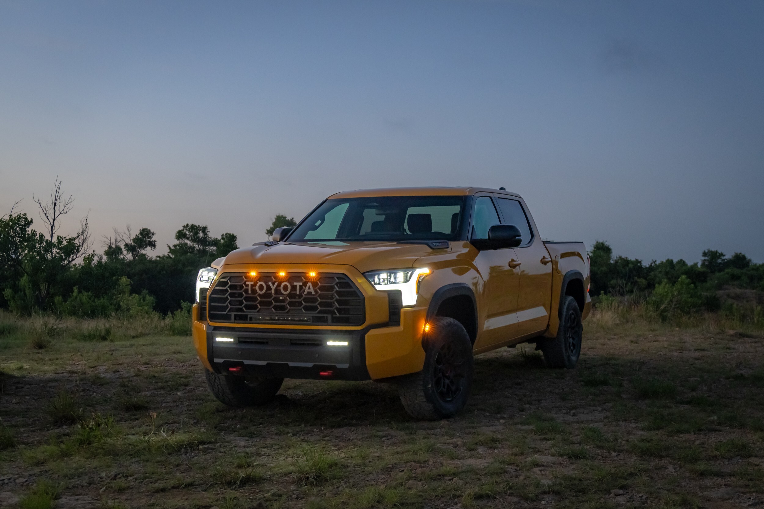 Download free 2027 Toyota Tundra TRD Pro wallpapers in HD and 4K for your desktop, phone or tablet