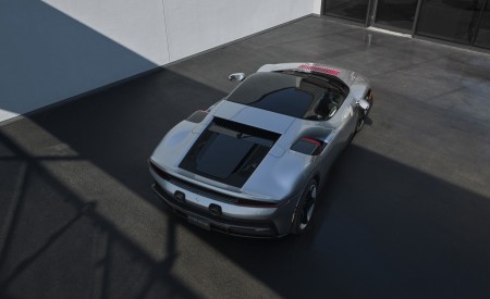 2026 Ferrari CZ26 Rear Three-Quarter Wallpaper 450x275 (15)