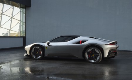 2026 Ferrari CZ26 Side Wallpaper 450x275 (10)