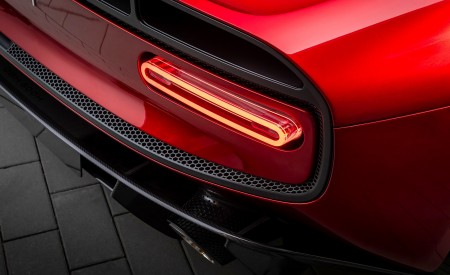 2026 McLaren McL 6GT Concept Tail Light Wallpaper 450x275 (16)