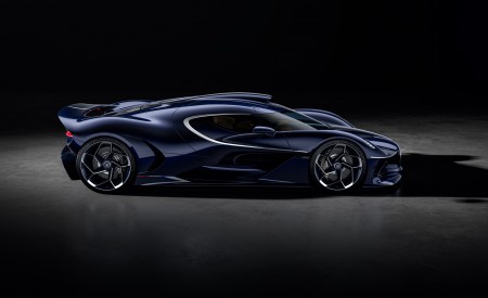 2027 Bugatti Destrier Side Wallpaper 450x275 (18)