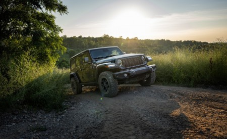 Download 2027 Jeep Wrangler Smoky Mountain HD & 4K Wallpapers