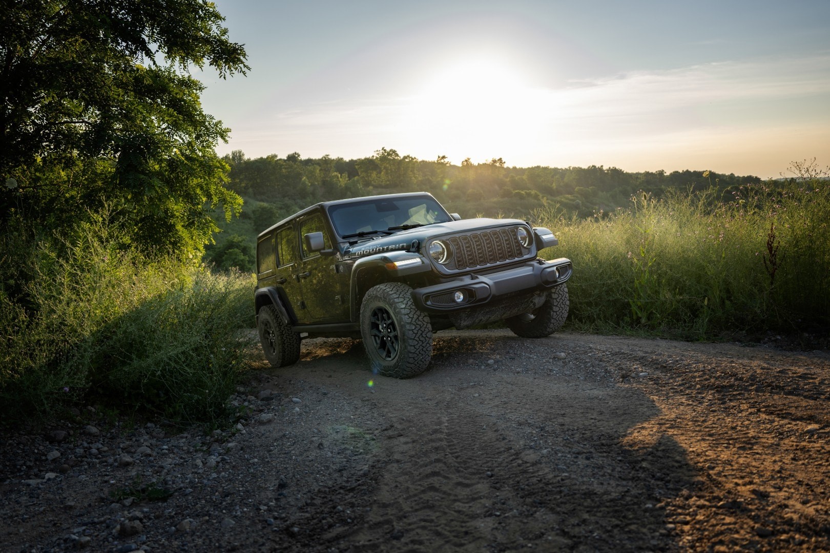 Download free 2027 Jeep Wrangler Smoky Mountain wallpapers in HD and 4K for your desktop, phone or tablet