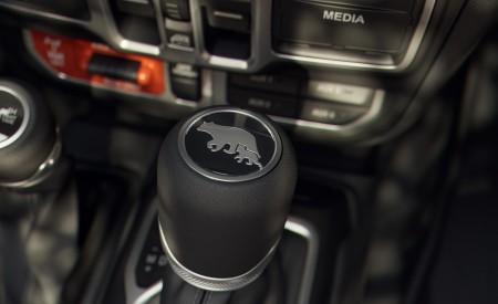 2027 Jeep Wrangler Smoky Mountain Interior Detail Wallpaper 450x275 (12)