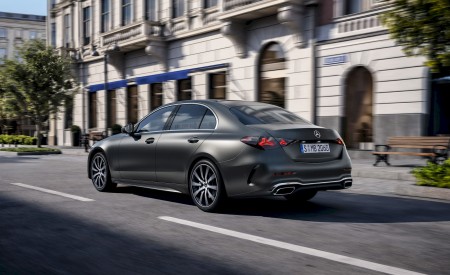 2027 Mercedes-Benz C-Class Rear Three-Quarter Wallpaper 450x275 (3)