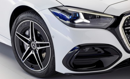 2027 Mercedes-Benz C-Class Wheel Wallpaper 450x275 (12)