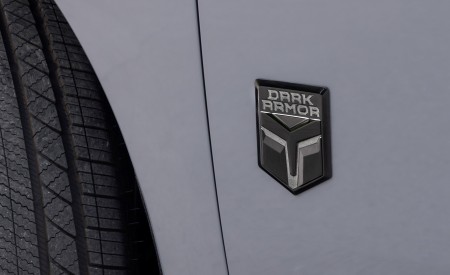 2027 Nissan Murano Dark Armor Badge Wallpaper 450x275 (15)